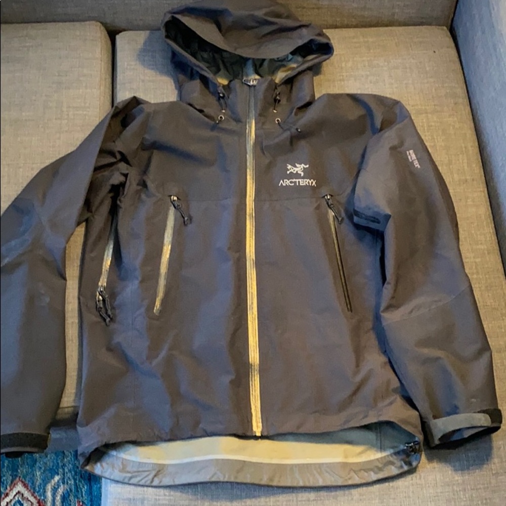 Arc'teryx Beta AR Jacket - Black - Gore-tex pro